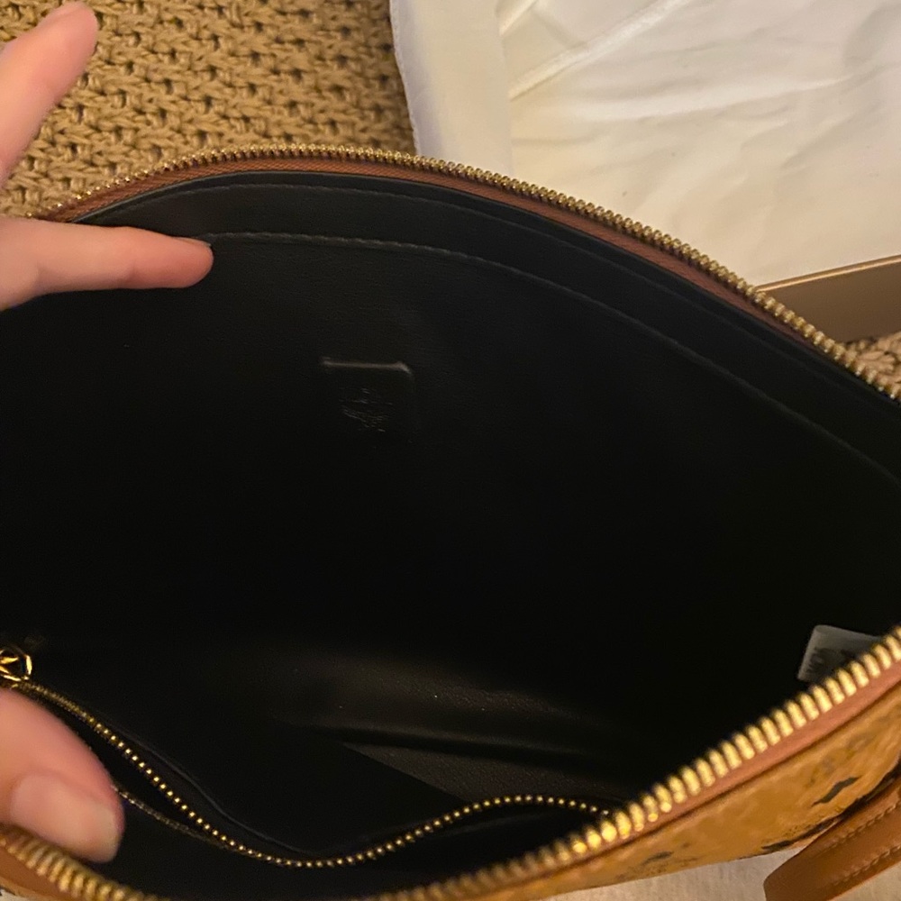 MCM Tan Visetos Pouch with Gold Accents - Picture 5 of 6